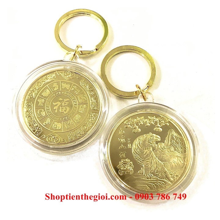 Móc Khóa Xu Hổ Gầm Trên Núi Màu Vàng - SP005367